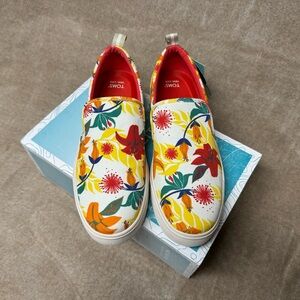 Toms Trvl Lite Slip-On shoes